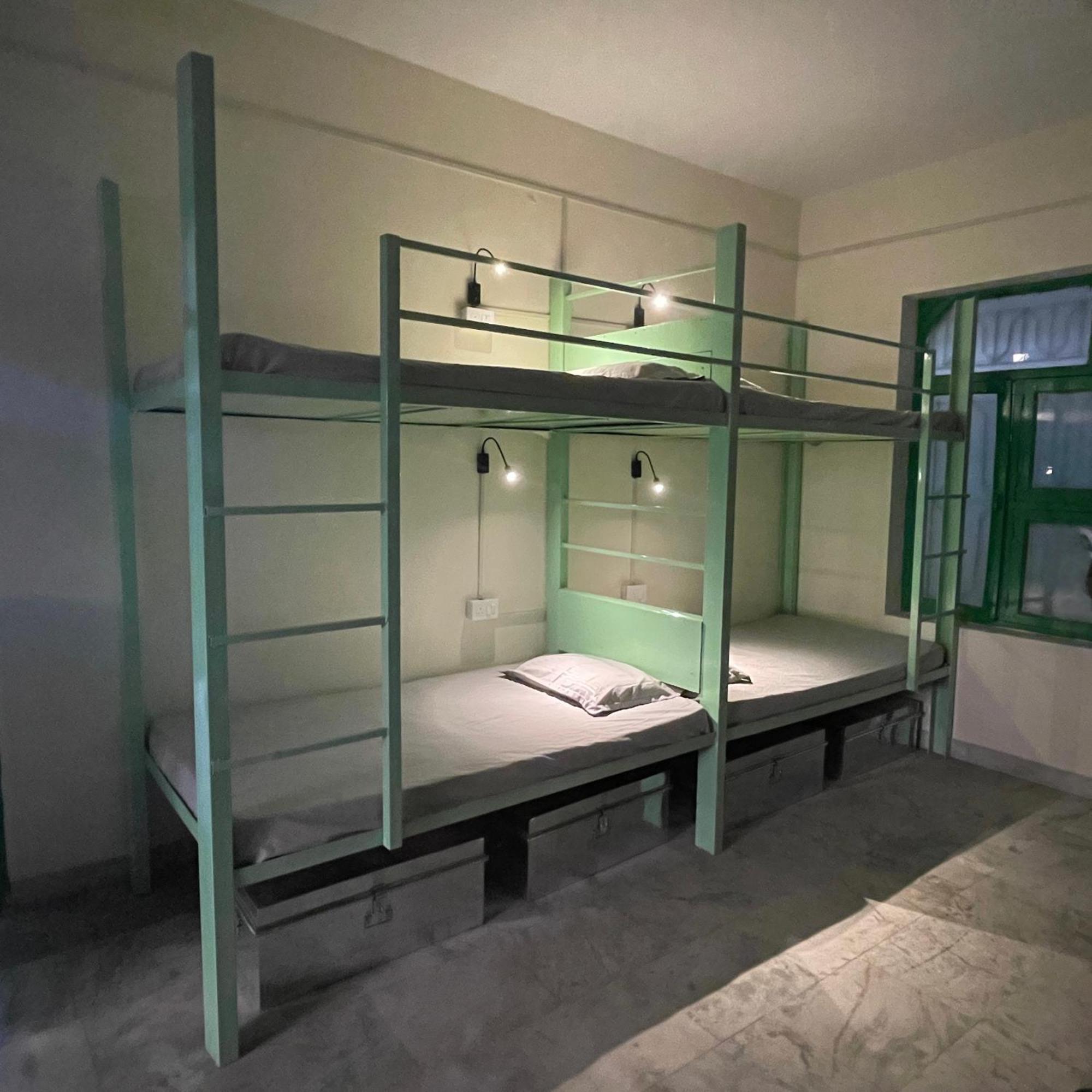 Art Bliss Hostel Рішикеш Екстер'єр фото