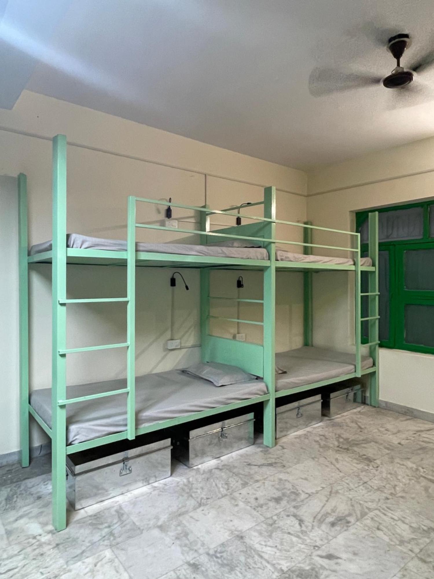 Art Bliss Hostel Рішикеш Екстер'єр фото