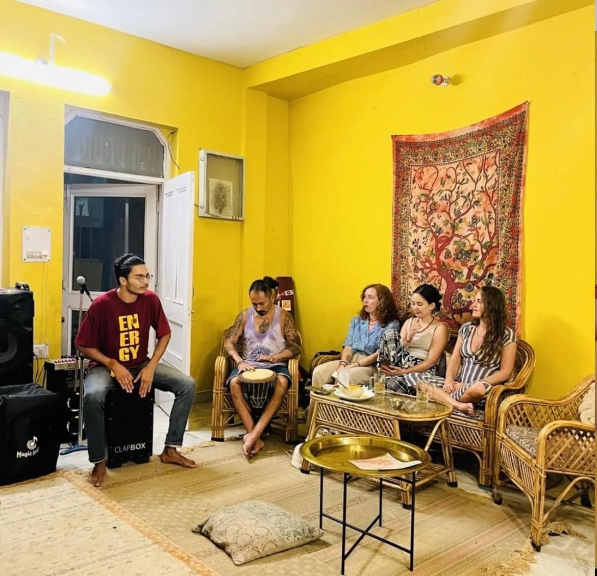 Art Bliss Hostel Рішикеш Екстер'єр фото