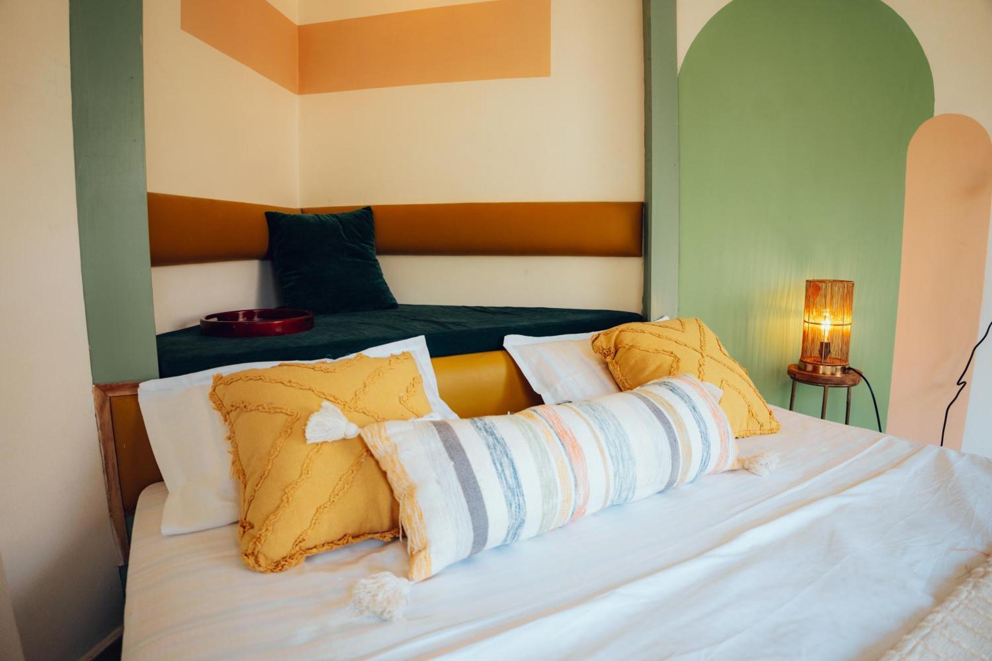 Art Bliss Hostel Рішикеш Екстер'єр фото